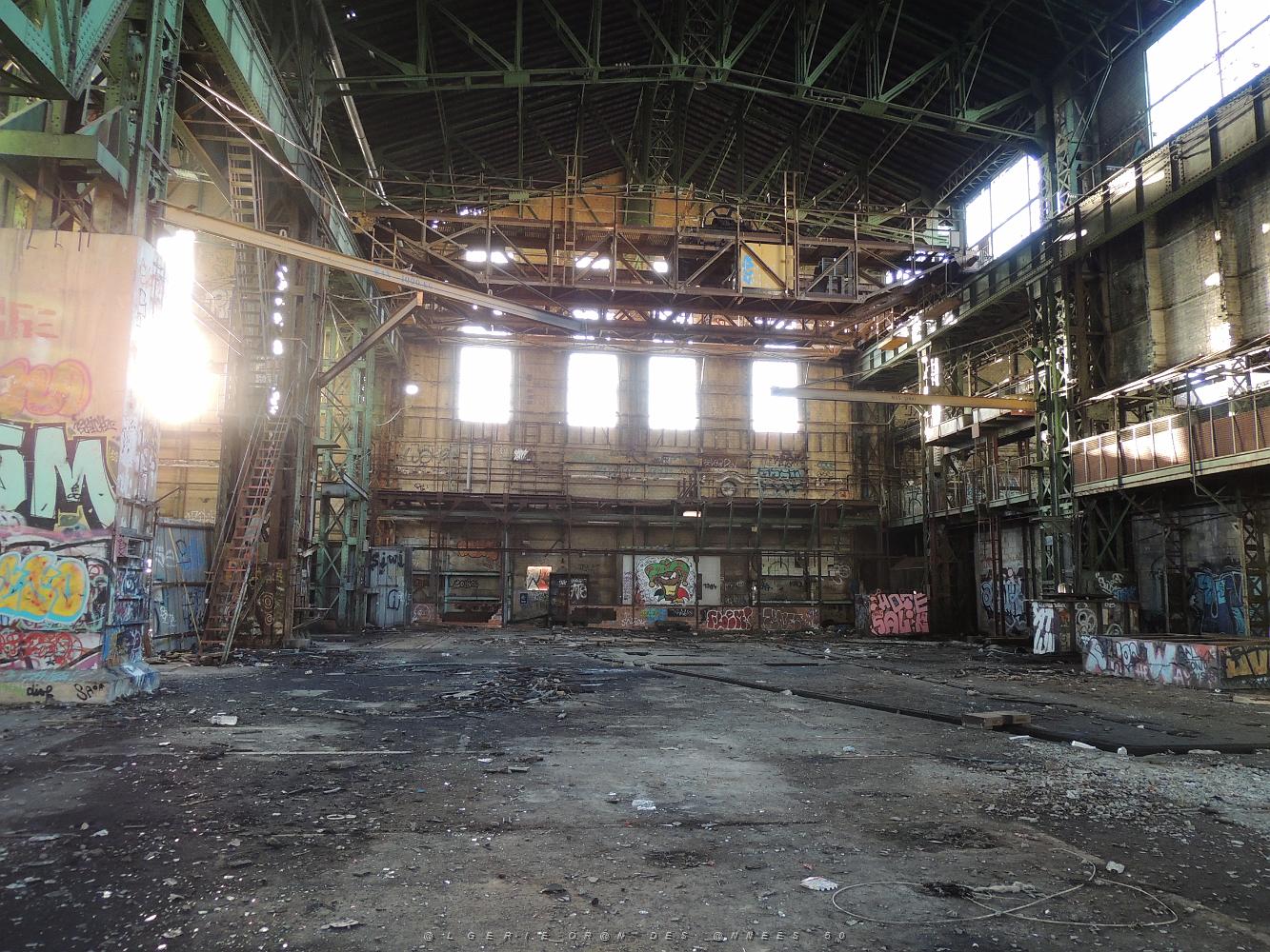 29 Ancien Chantier de la CNIM La Seyne-mer.JPG -           